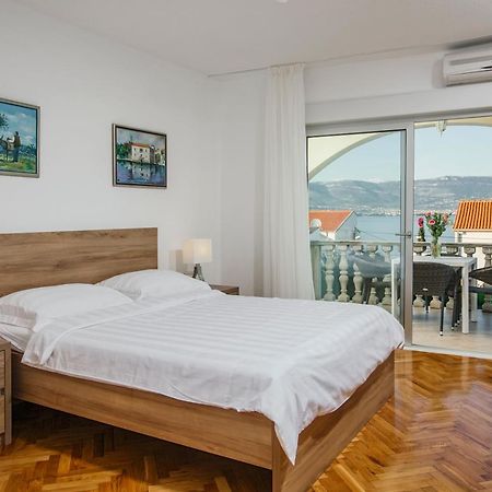 Apartments Bago Trogir Extérieur photo