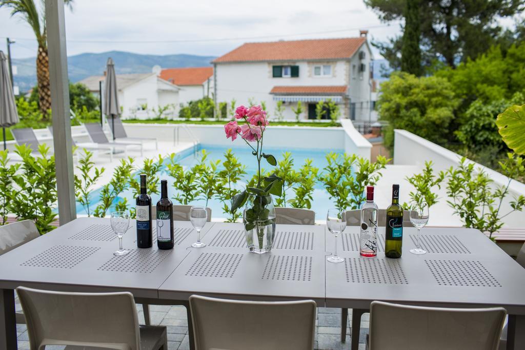 Apartments Bago Trogir Extérieur photo
