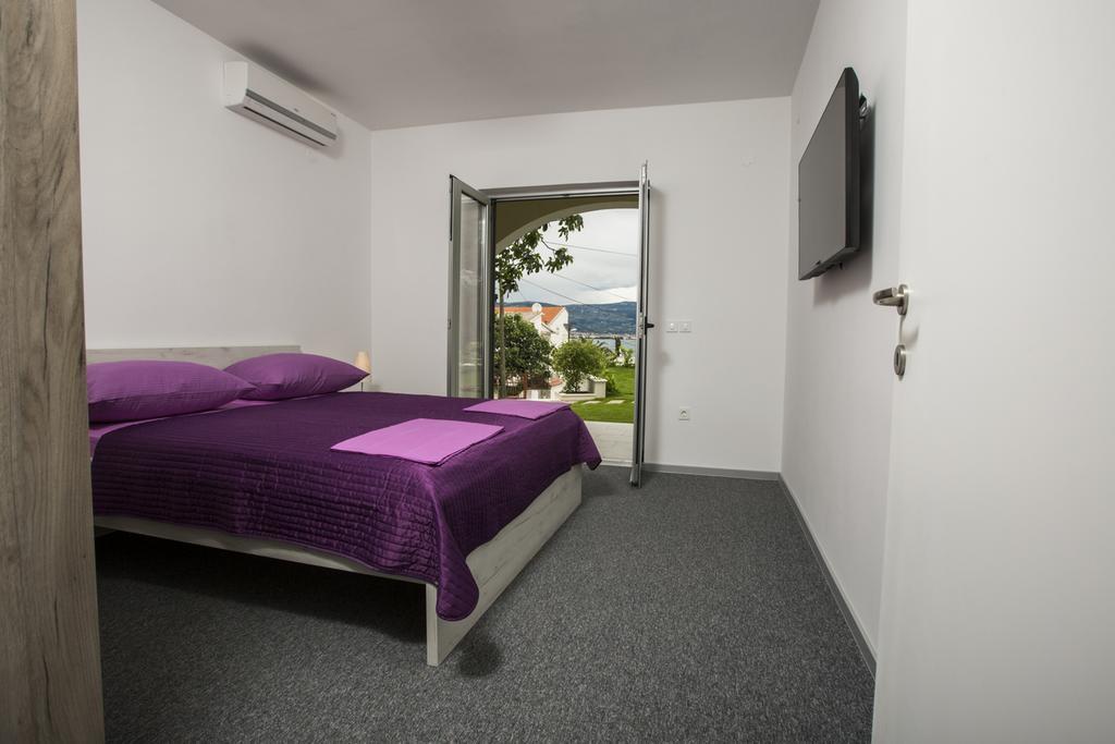Apartments Bago Trogir Extérieur photo