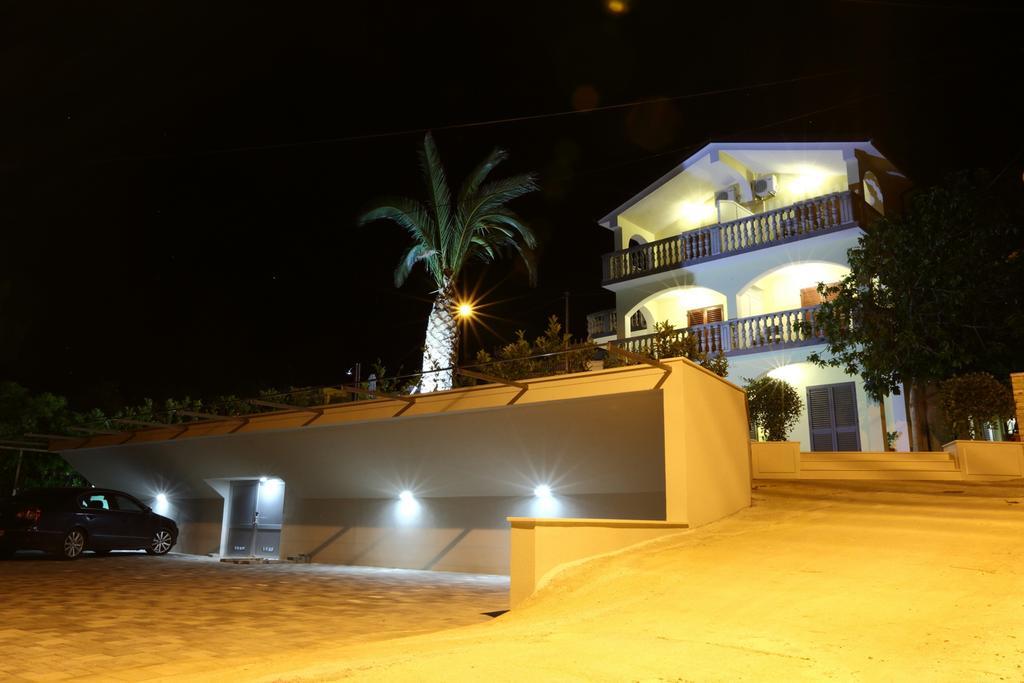 Apartments Bago Trogir Extérieur photo