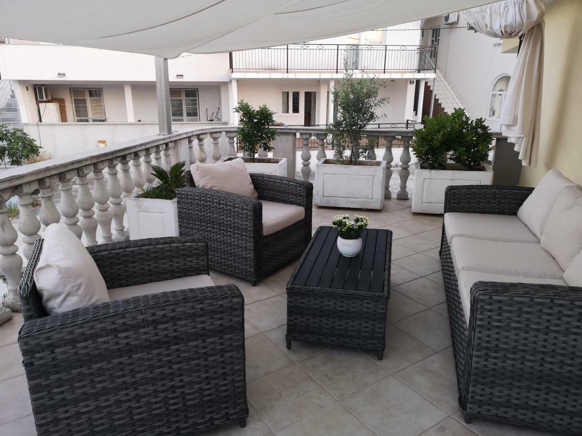 Apartments Bago Trogir Chambre photo