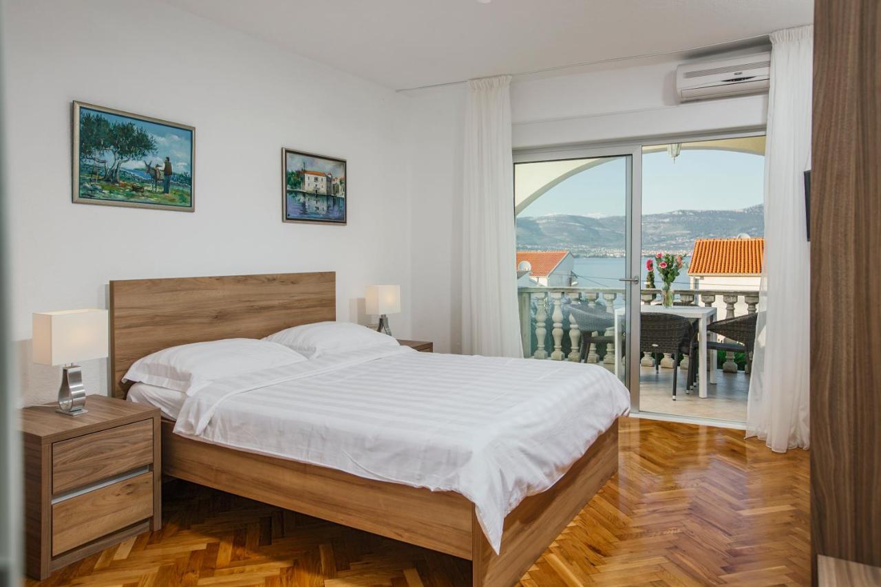 Apartments Bago Trogir Extérieur photo