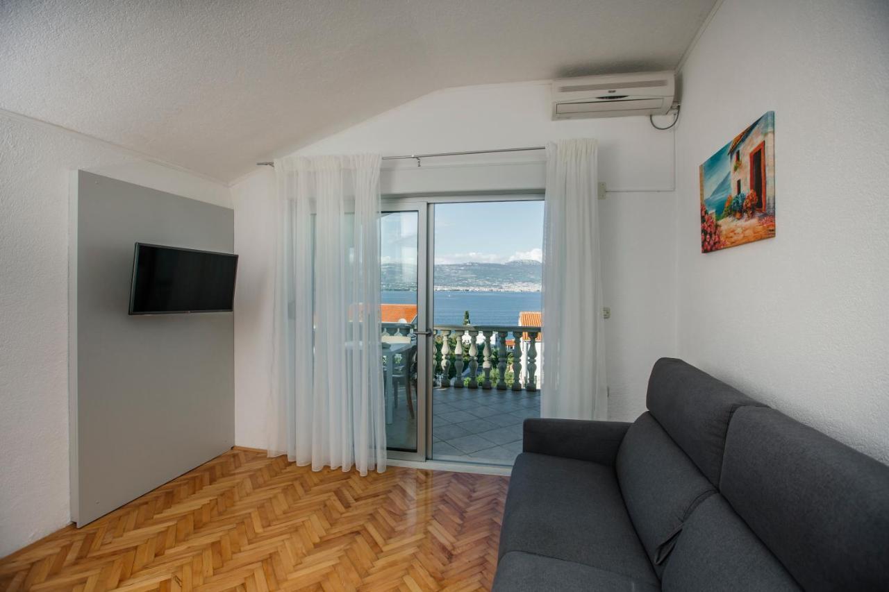 Apartments Bago Trogir Extérieur photo