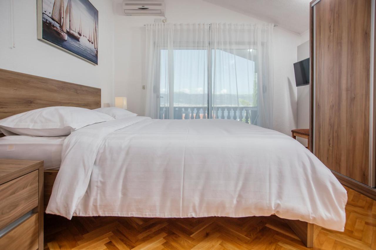 Apartments Bago Trogir Extérieur photo